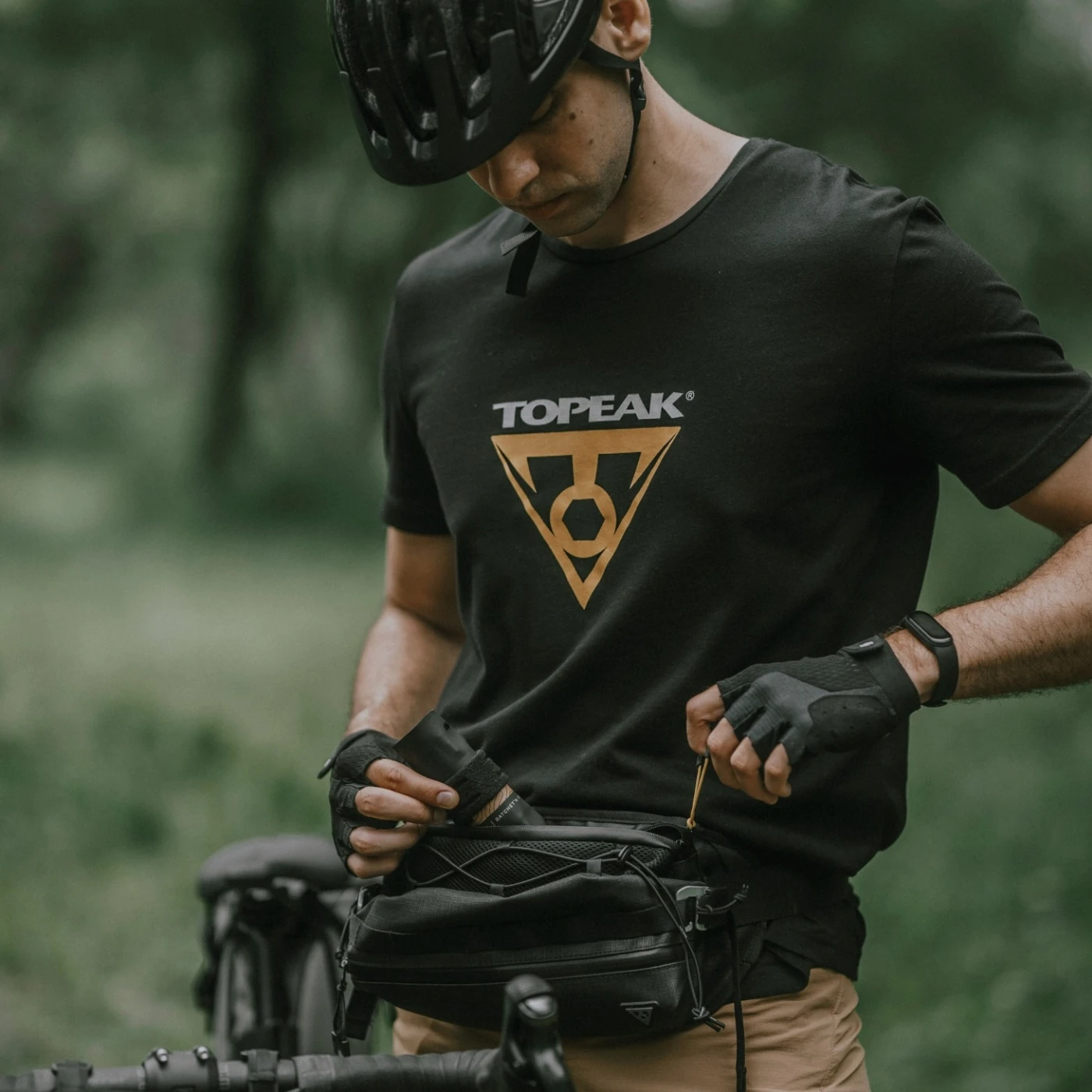 Topeak Hip Pack - 3 L - Black 15 Topeak Hip Pack - 3 L - Black - Image 13