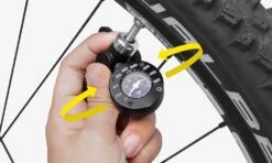 Topeak Shuttle Gauge G2 Air Pressure Gauge Accessories | Bike-Discount -Topeak Topeak TSUTG 04 Shuttle Gaube G2 Luftdruckpruefer b5 1280x1280